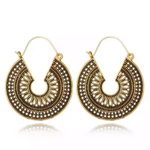 Vintage Gold Laced Dangling Earrings